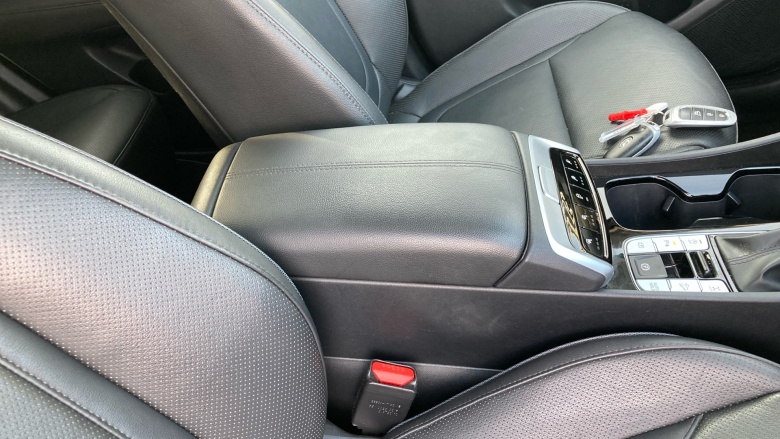 Hyundai TUCSON 1.6 TGDi 48V MHD 180 Ultimate 5dr 4WD DCT Petrol Estate